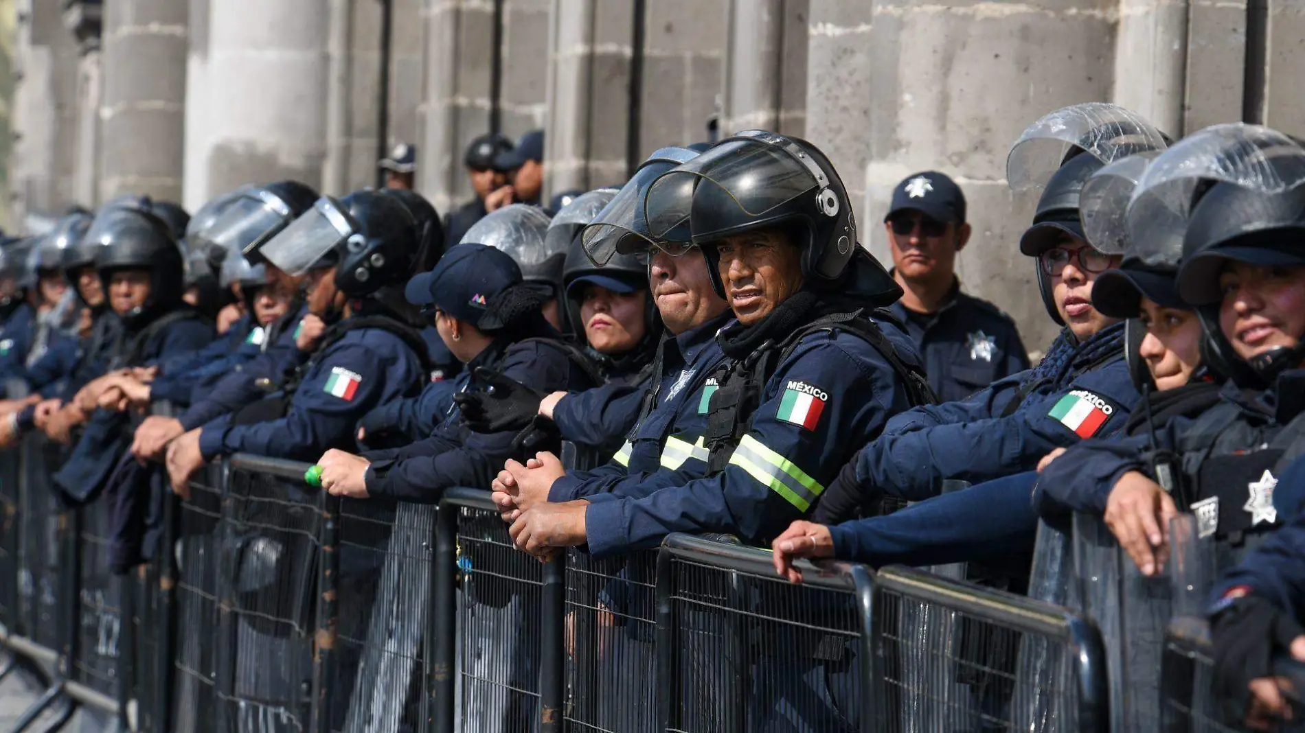 policías centro de Toluca